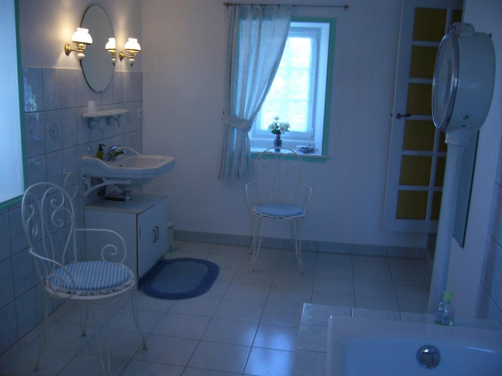 Ferme De Dauval Bed & Breakfast Mandeville-en-Bessin Oda fotoğraf