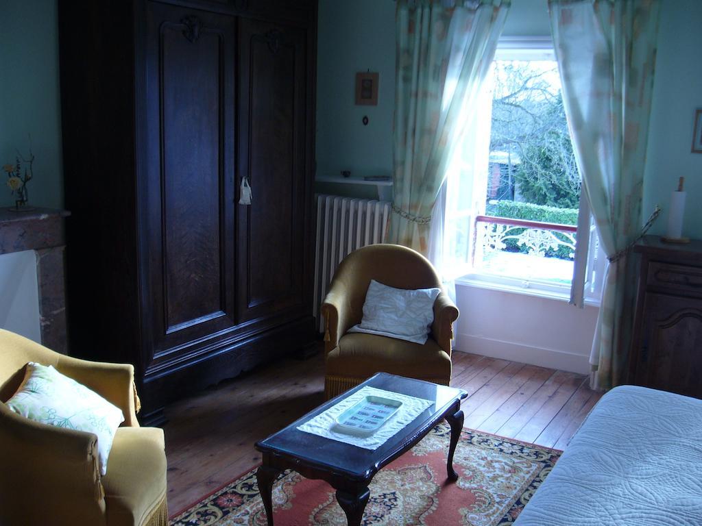 Ferme De Dauval Bed & Breakfast Mandeville-en-Bessin Oda fotoğraf